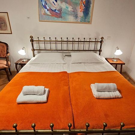 Eufrasiana Apartments Poreč Eksteriør billede
