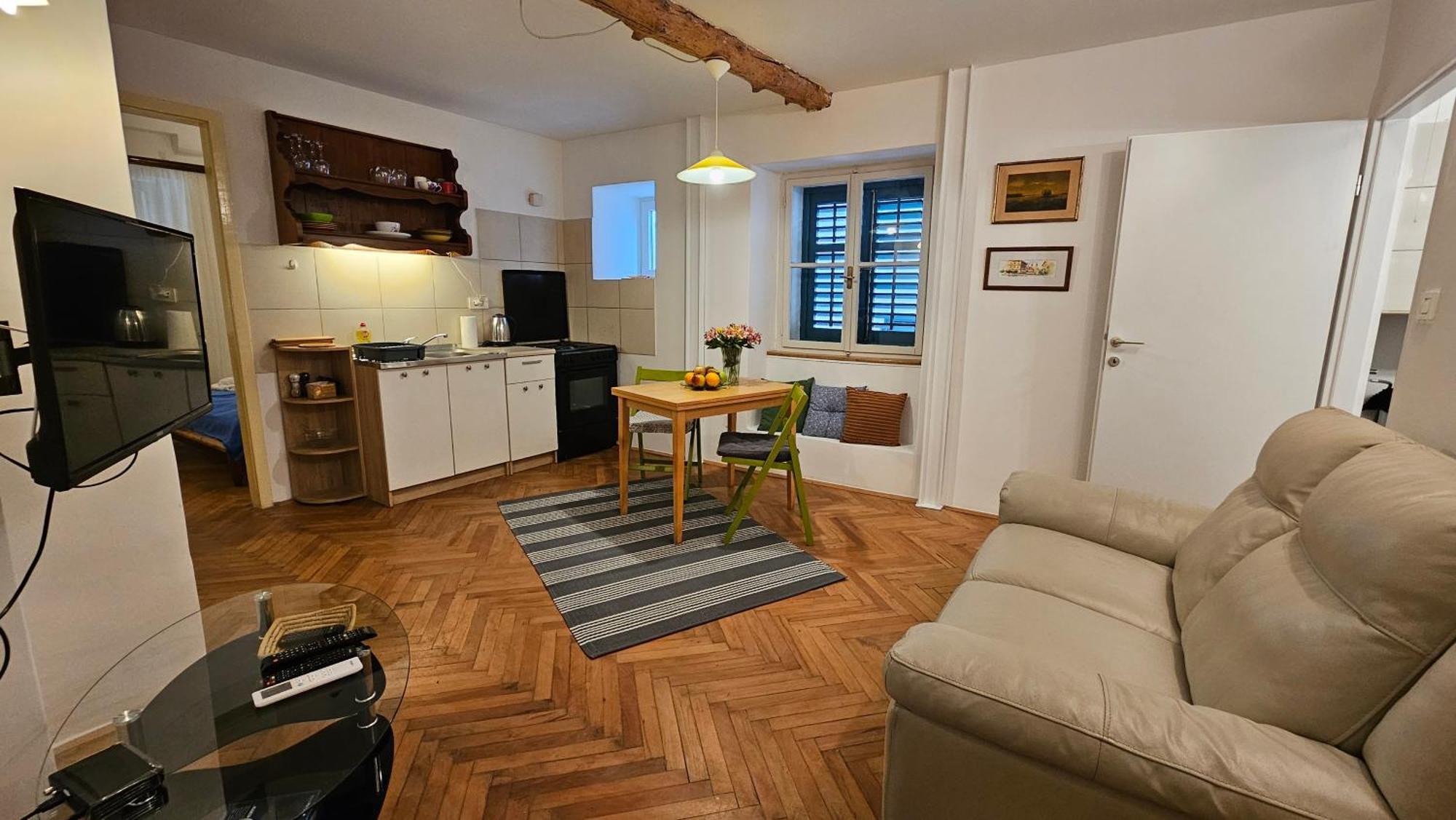 Eufrasiana Apartments Poreč Eksteriør billede